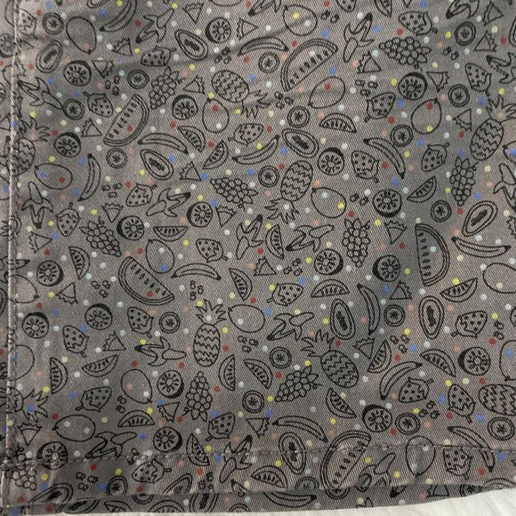 BCBGeneration juniors size 23 gray skirt fruit polka dot - Picture 2 of 10